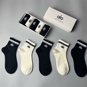 Alo Yoga Socks 5 Pack